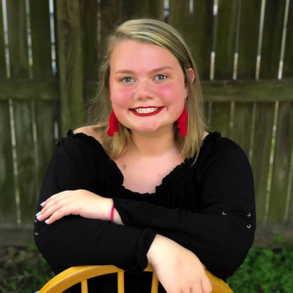Meet your Posher, Ashley